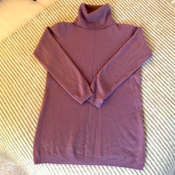United Colors Of Benetton Sweaters - Benetton 100% Wool Lavender Turtleneck - L